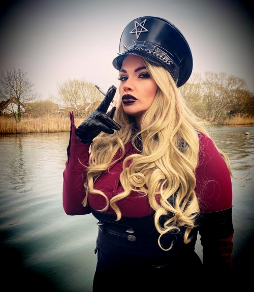 Miss Poison Candi Of Bournemouth UK Mistresses Dominatrix Guide