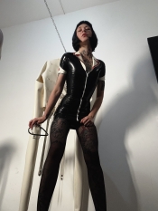Mistress Why Dominatrix